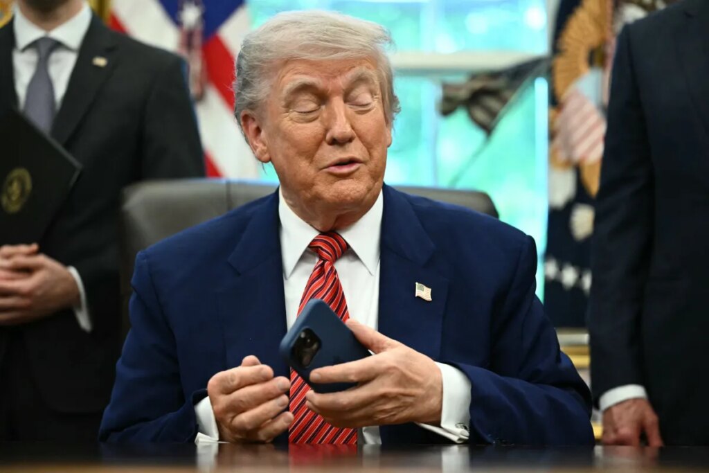 Trump memecoin investors lost .8 billion, analysis finds Trump memecoin investors lost .8 billion, analysis finds