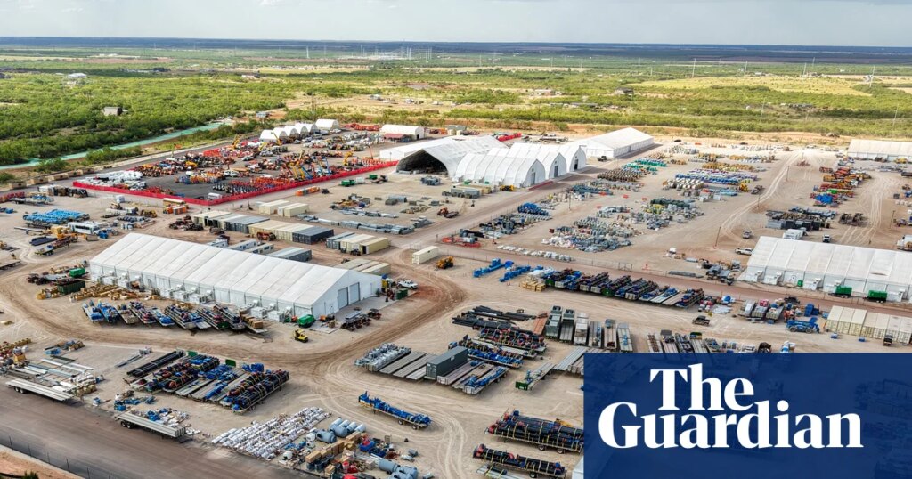 Trump says nearly 200 firms have signed pledge to protect Americans from costs arising from datacenters | Donald Trump Trump says nearly 200 firms have signed pledge to protect Americans from costs arising from datacenters | Donald Trump