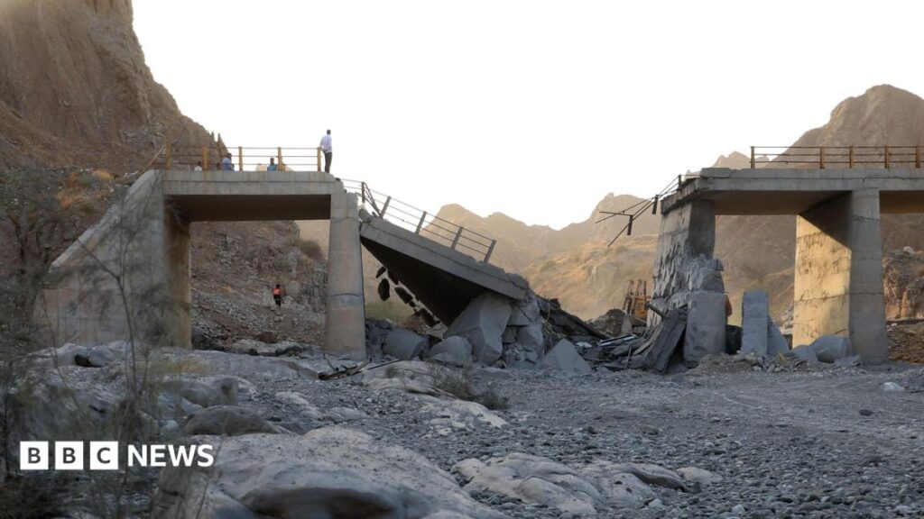 US and Iran exchange strikes after two US soldiers killed in Jordan US and Iran exchange strikes after two US soldiers killed in Jordan