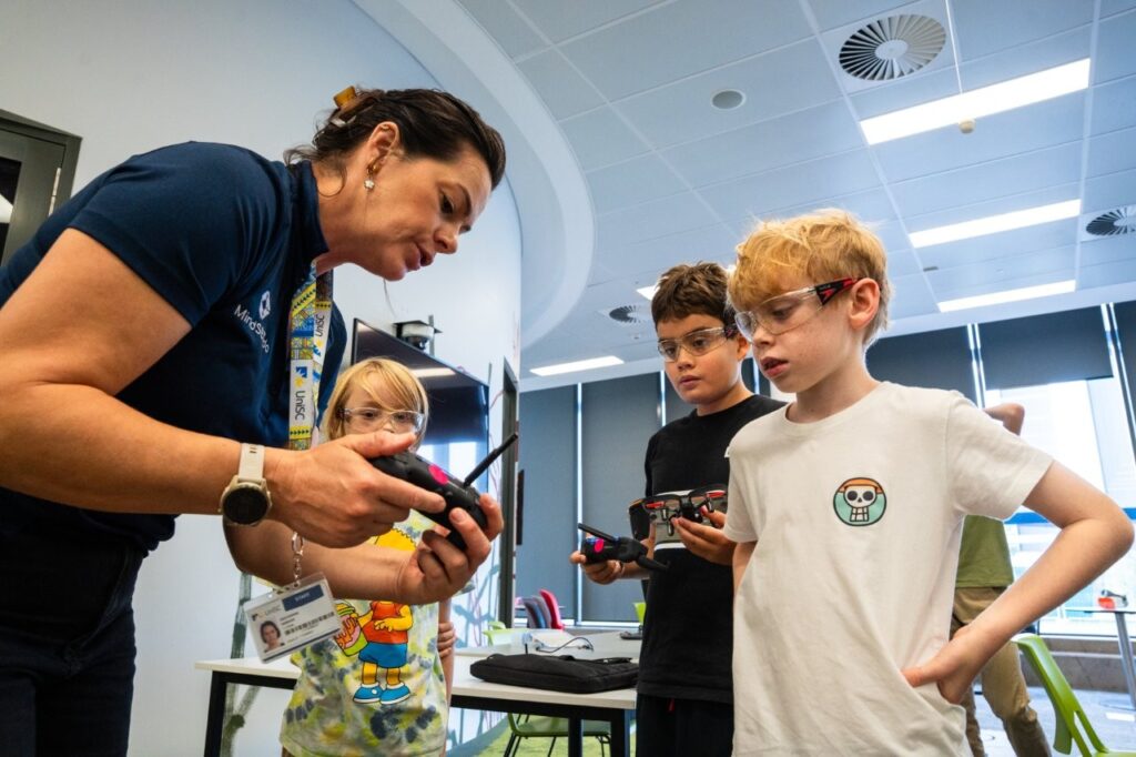 we risk losing students from science and tech careers by age 11 — EducationHQ we risk losing students from science and tech careers by age 11 — EducationHQ