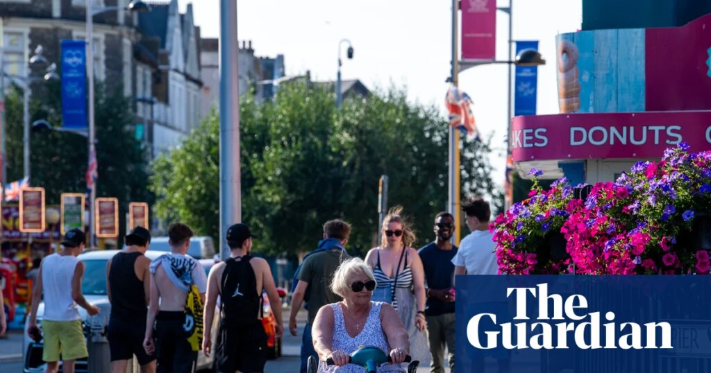 ‘My friends are very anti him’: Clacton weary at prospect of Farage byelection | Nigel Farage ‘My friends are very anti him’: Clacton weary at prospect of Farage byelection | Nigel Farage