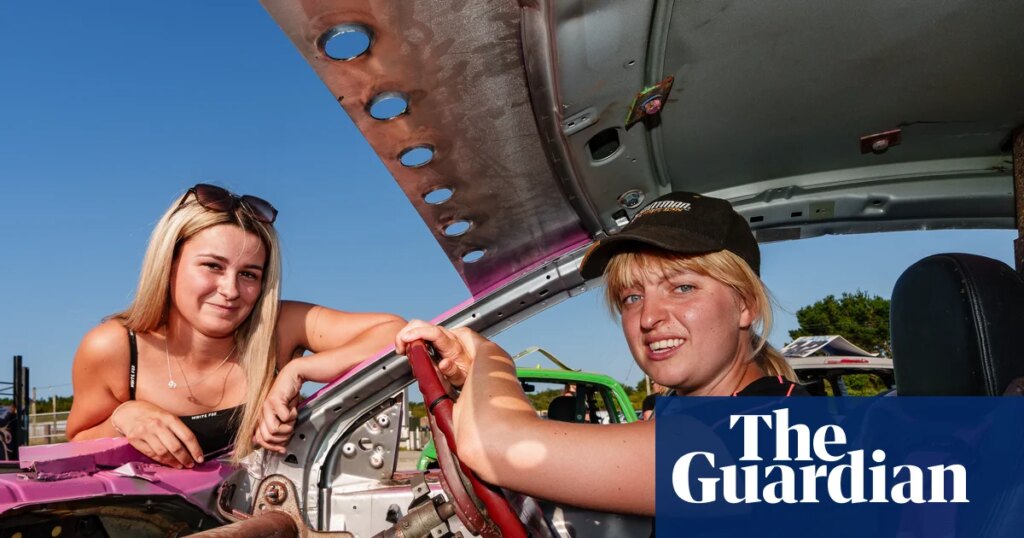 ‘The crowd are there for the crashes’: how a play performed on a racetrack became a smash with banger racers | Theatre ‘The crowd are there for the crashes’: how a play performed on a racetrack became a smash with banger racers | Theatre