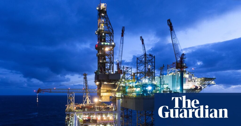 AI’s potential climate benefits outweighed by role in boosting fossil fuels, study finds | AI (artificial intelligence)