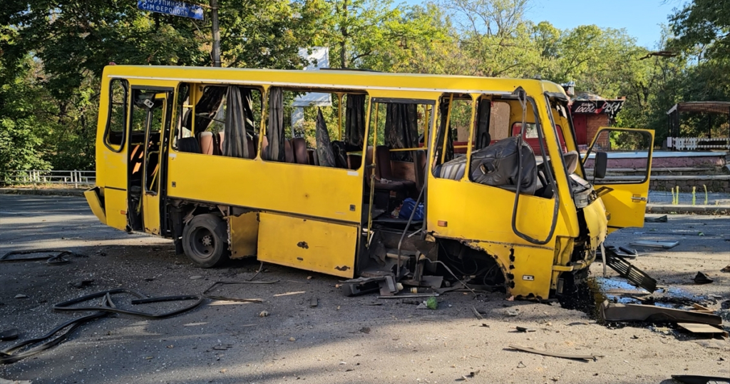 At least five killed in Russian air attacks on Ukraine | Russia-Ukraine war News