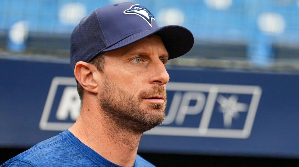 Blue Jays’ Max Scherzer Sends 3-Word Cam Schlitter Message After Yankees Delay