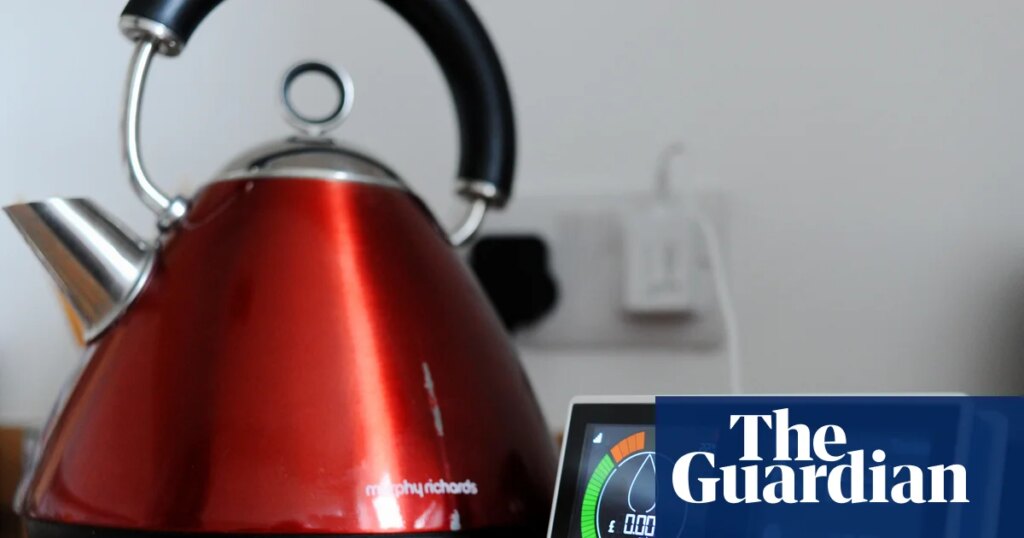 Britons face highest price cap in three years as energy bills rise 4% from October | Energy bills