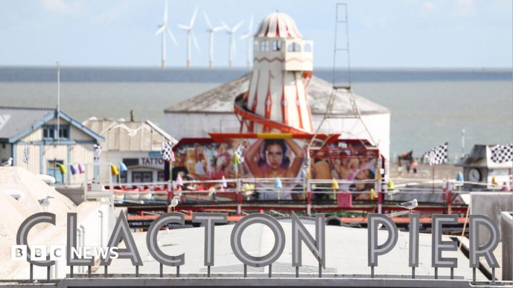 Clacton voters go to the polls in Westminster by-election