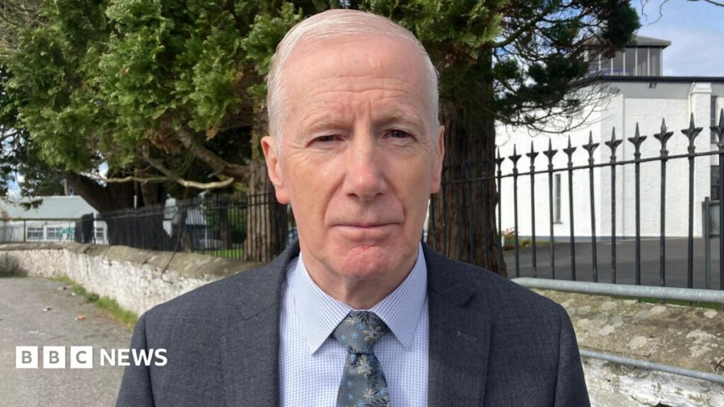 DUP MP Gregory Campbell to face expenses probe