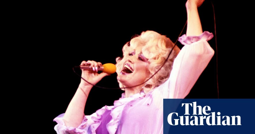 Dolly Parton’s flamboyant, fun style: ‘I’m not a fashion icon; I’m an eyesore’ | Dolly Parton