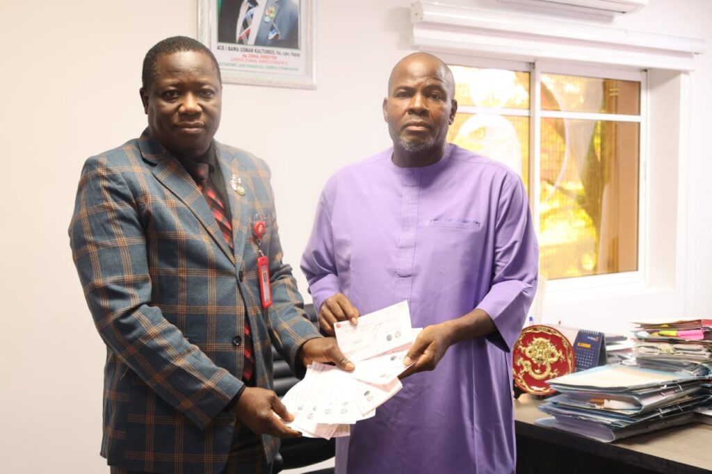 EFCC returns recovered N125 million to Lagos land fraud victim