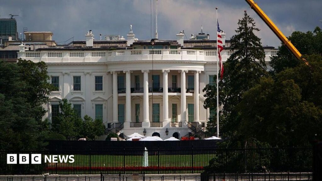 Ex-White House teleprompter operator ordered to pay 2,000 for Trump speech bets