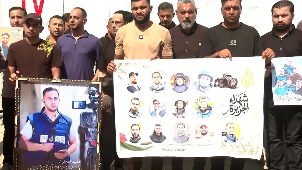 Gaza honours Al Jazeera’s Anas al-Sharif and Mohammed Qraiqea | News