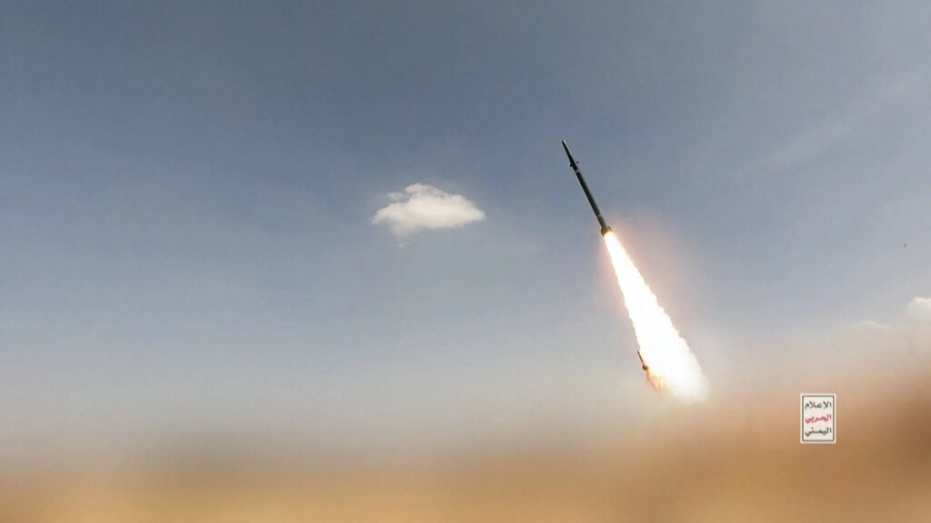 Houthis launch fresh ballistic missile and drone attacks on al-Makha port | Houthis