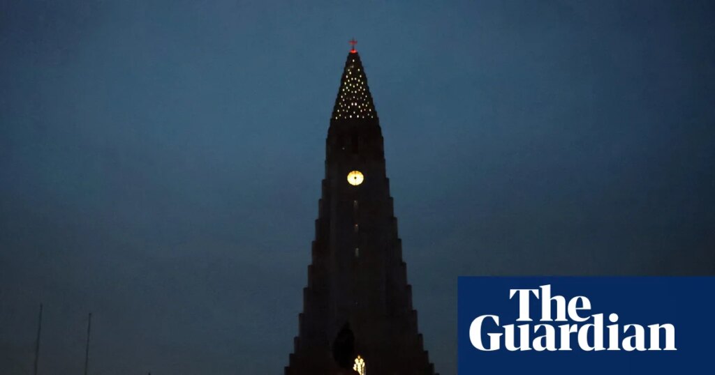 Iceland in complete darkness during total solar eclipse – video