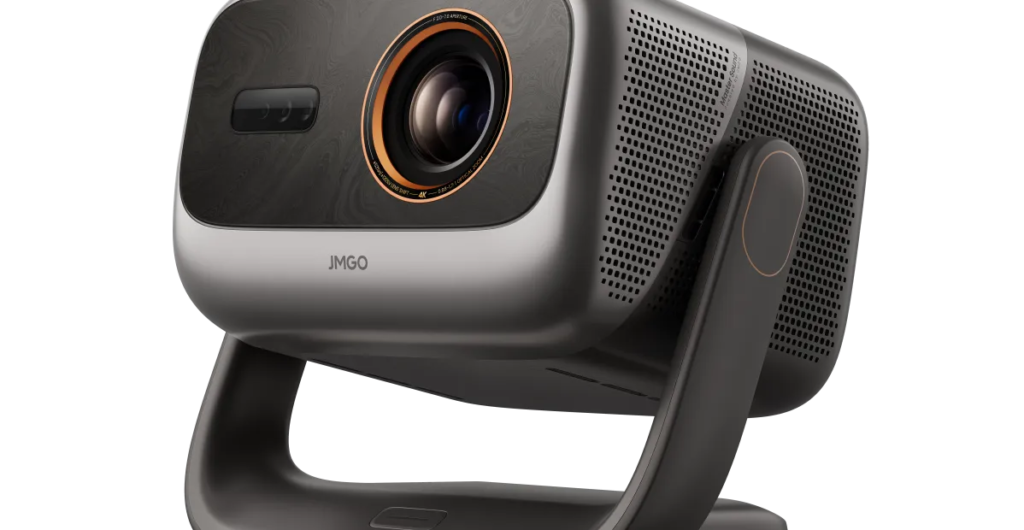 JMGO’s very bright all-in-one projector looks ideal for gamers and sports