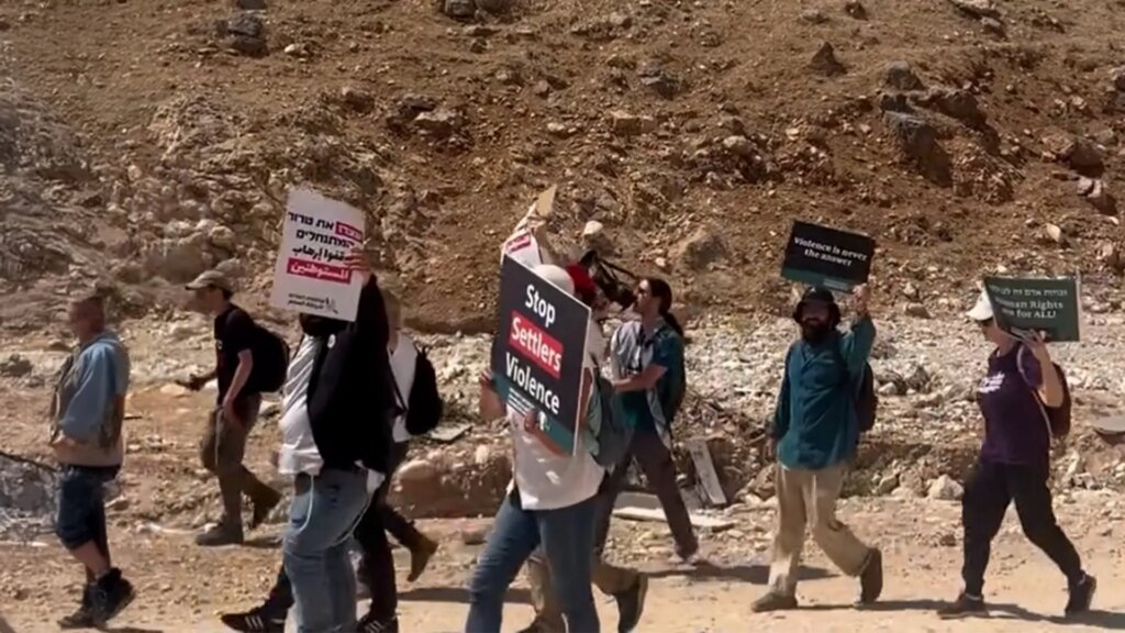 Jewish activists push back against Israeli settlers | Israel-Palestine conflict