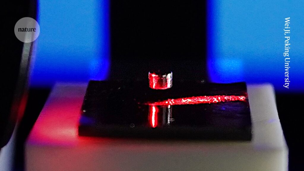 Levitating sensor for magnetic fields could detect ultrafaint brain activity Levitating sensor for magnetic fields could detect ultrafaint brain activity