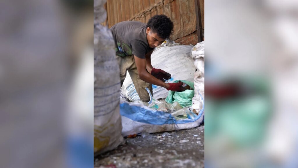 More value in Cairo’s trash, but less for those who collect it | US-Israel war on Iran
