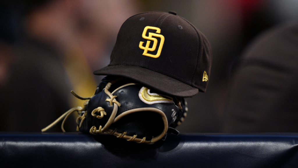 Padres’ minor-league catching coordinator detained by ICE in Texas