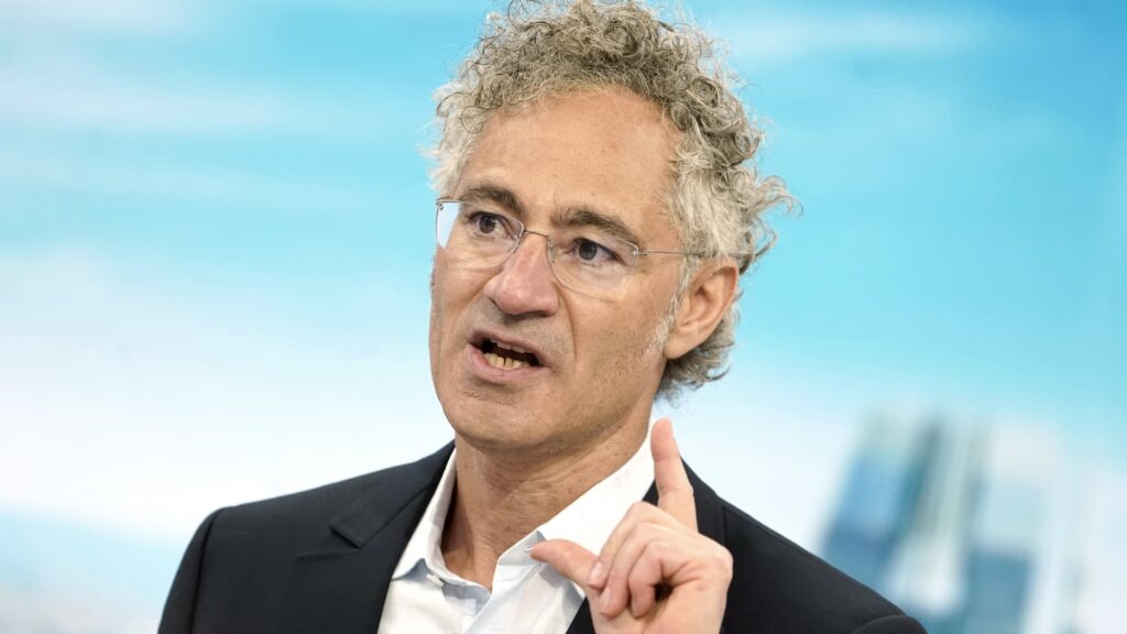 Palantir stock rises 27% on soaring commercial revenue, AI sovereignty Palantir stock rises 27% on soaring commercial revenue, AI sovereignty