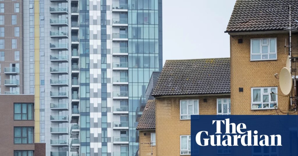 Reform would evict social housing tenants over unkempt gardens | Social housing