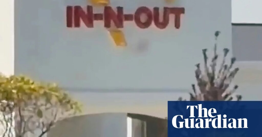Shooting at In-N-Out Burger restaurant in Idaho leaves multiple people dead, police say | Idaho Shooting at In-N-Out Burger restaurant in Idaho leaves multiple people dead, police say | Idaho