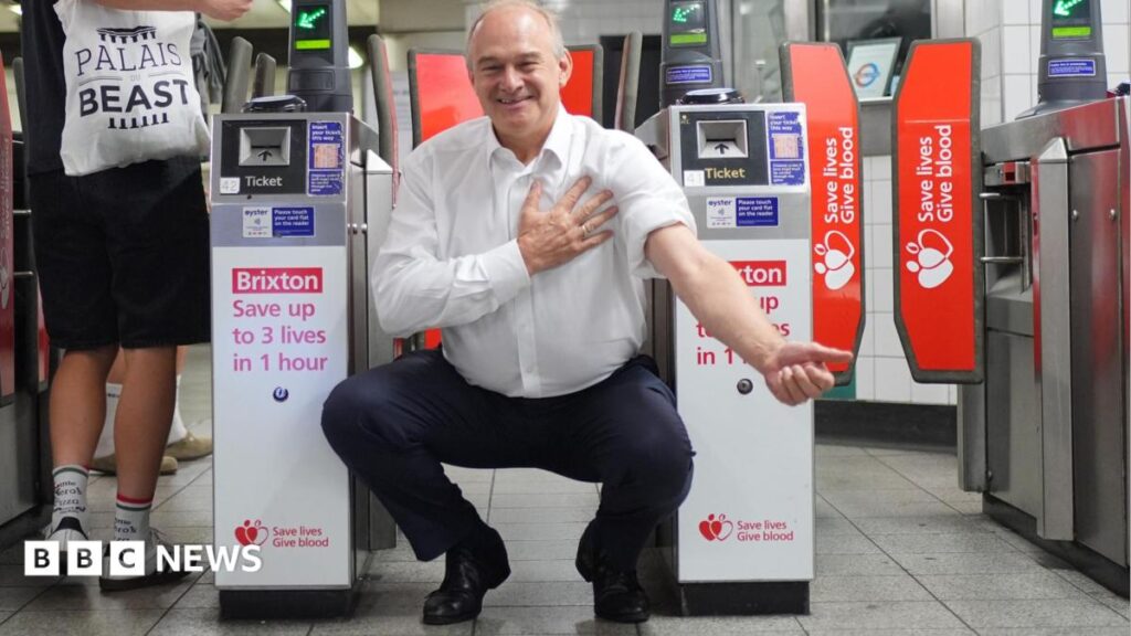 South of France holiday scuppers Ed Davey’s blood donation