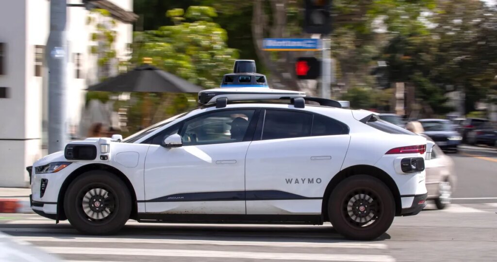 TechCrunch Mobility: The hidden human cost of robotaxis TechCrunch Mobility: The hidden human cost of robotaxis