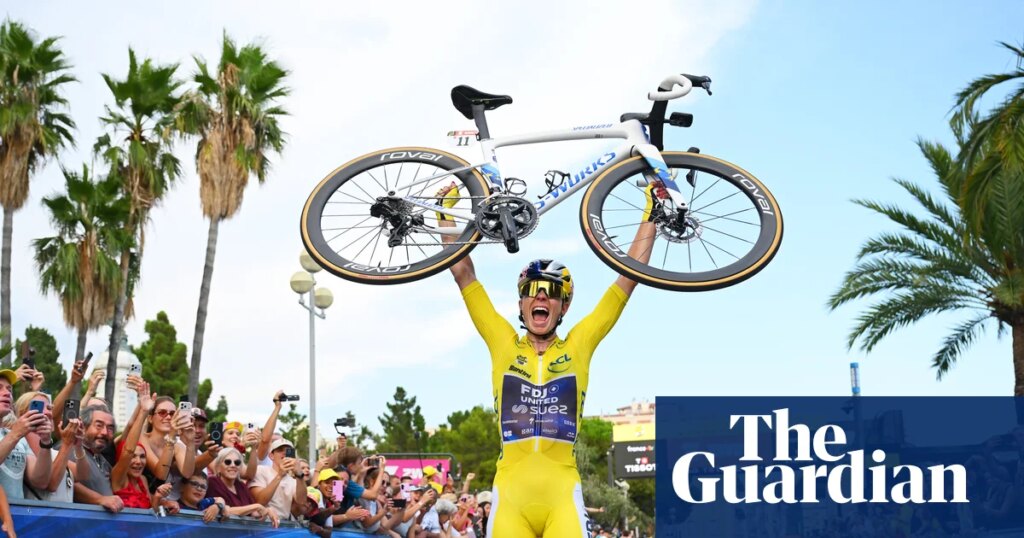 Tour de France Femmes: Vollering wins final stage for second title but tactics row rolls on | Tour de France Femmes