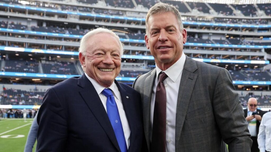 Troy Aikman calls Cowboys’ playoff drought ‘unacceptable,’ questions Jerry Jones