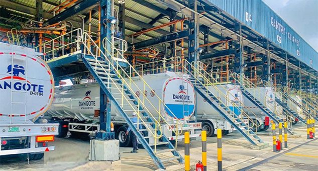 Truck queues swell at Dangote Refinery as marketers chase cheaper diesel Truck queues swell at Dangote Refinery as marketers chase cheaper diesel