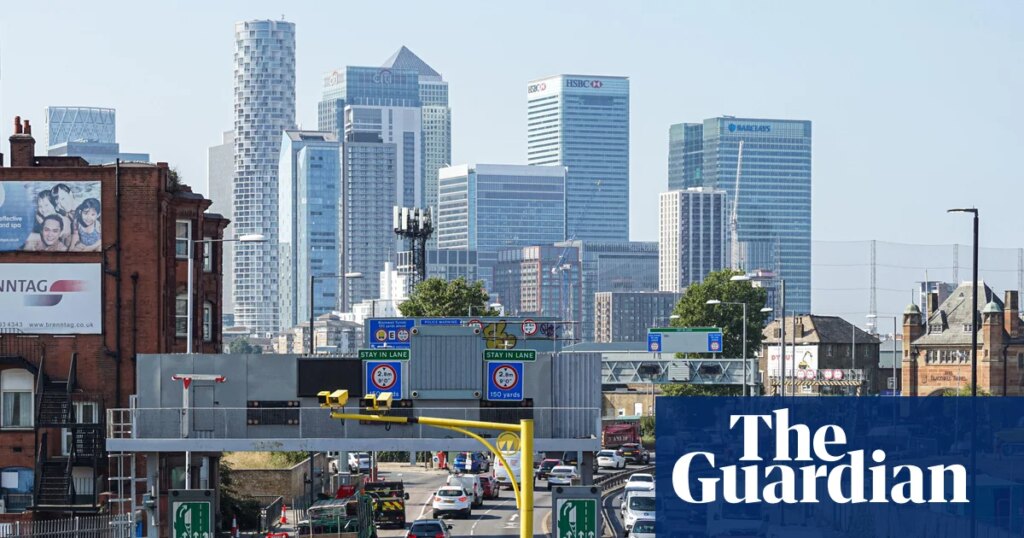 UK economic growth slows down as Iran war pushes up energy prices | Economic growth (GDP)