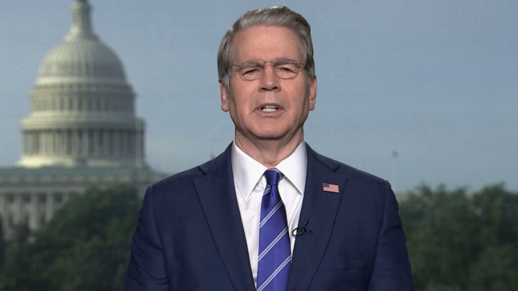 U.S. to use new economic tactics on Iran; Navy to relieve carrier U.S. to use new economic tactics on Iran; Navy to relieve carrier