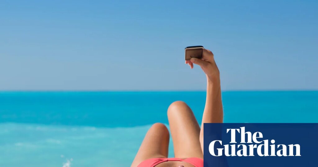 We’re reading less. And it’s making us stupid – podcast | Science