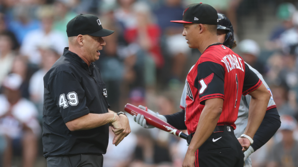 White Sox forced into first-inning pitching change by ‘inexcusable’ manager mistake
