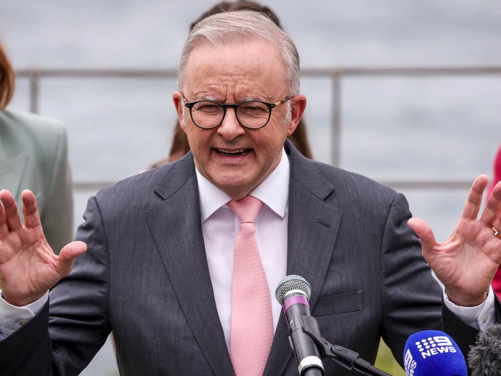 Australia seeks big tech support for internet safety, AI regulation | Child Rights News
