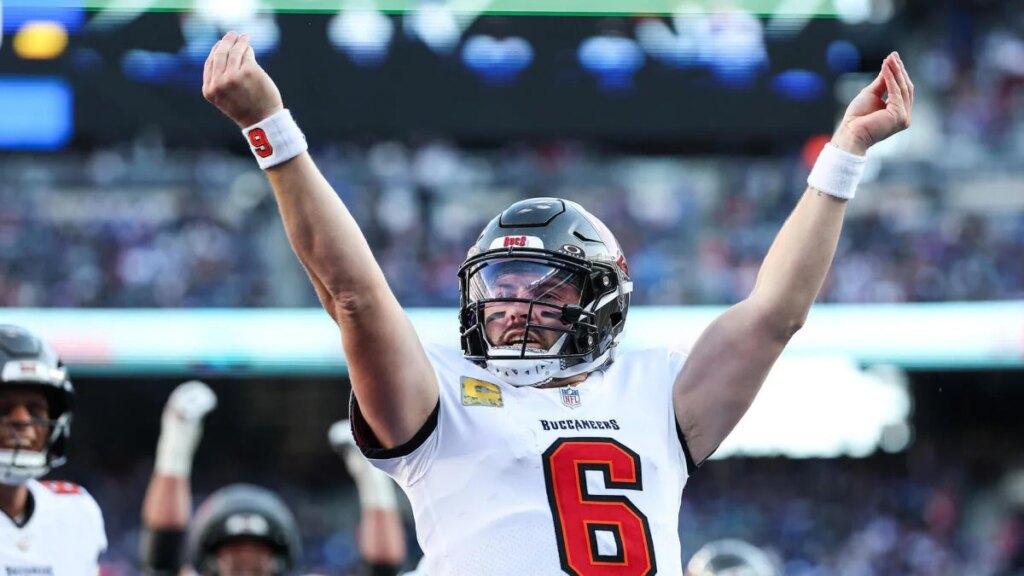Baker Mayfield, Buccaneers agree to massive three-year contract extension