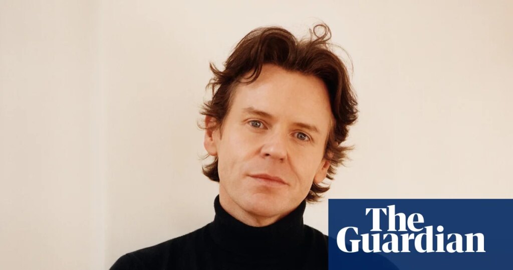 Christopher Kane and Mulberry make swaggering joint comeback at London fashion week | London fashion week