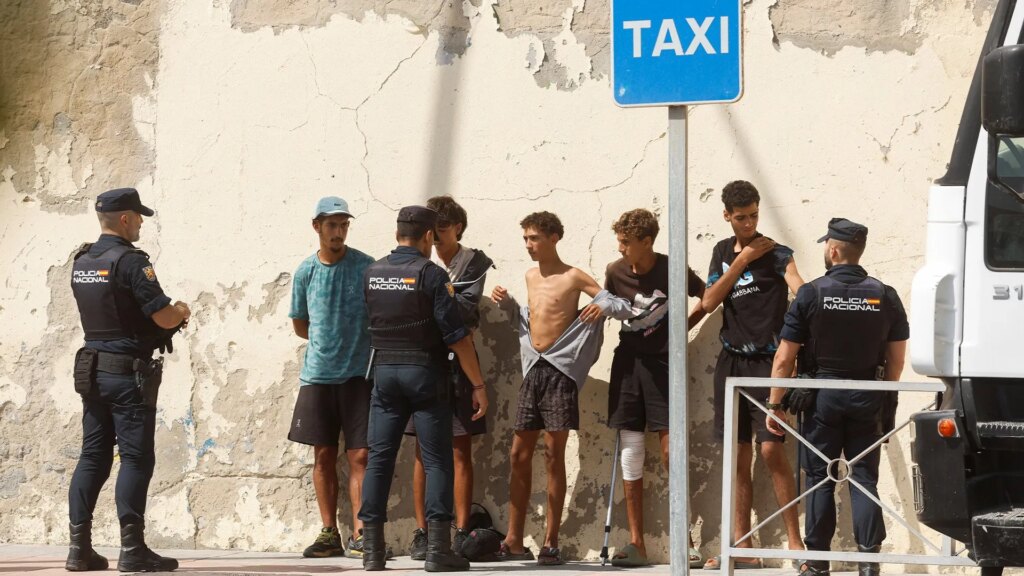How thousands of migrants stranded in Ceuta are surviving | Migration
