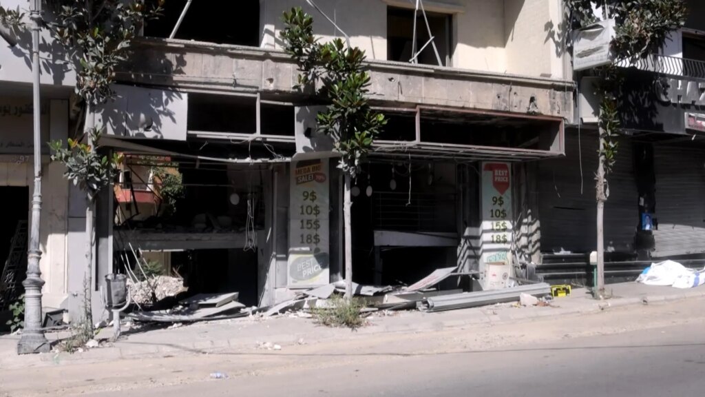 Israeli strikes transform Lebanese city into ghost town | Israel attacks Lebanon