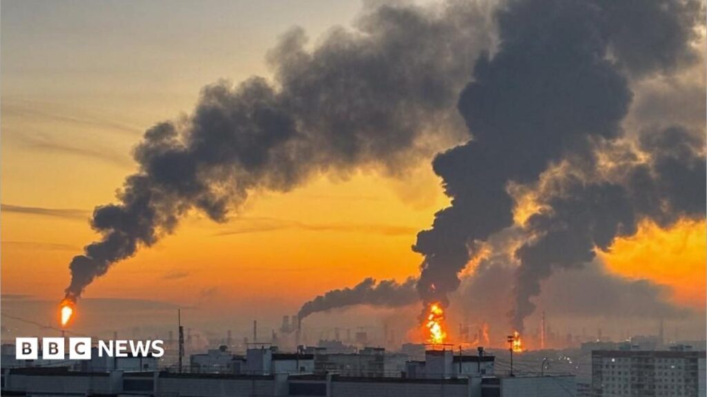 ‘Massive’ drone attack on Moscow region sees Ukraine hit oil refinery