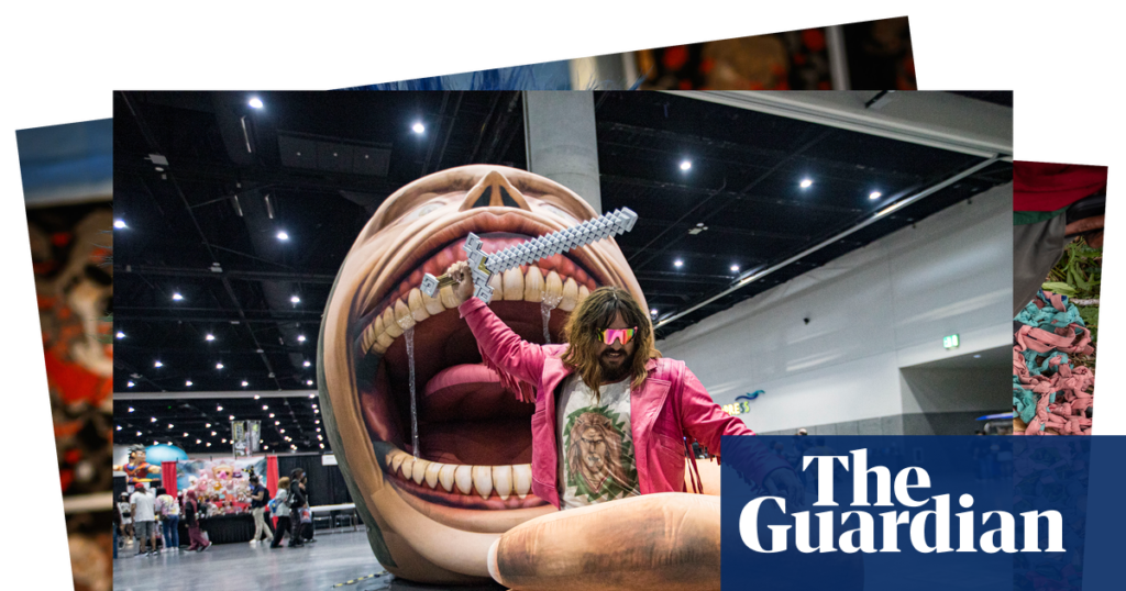 Minecraft cosplay and Oasis in Venice: photos of the weekend