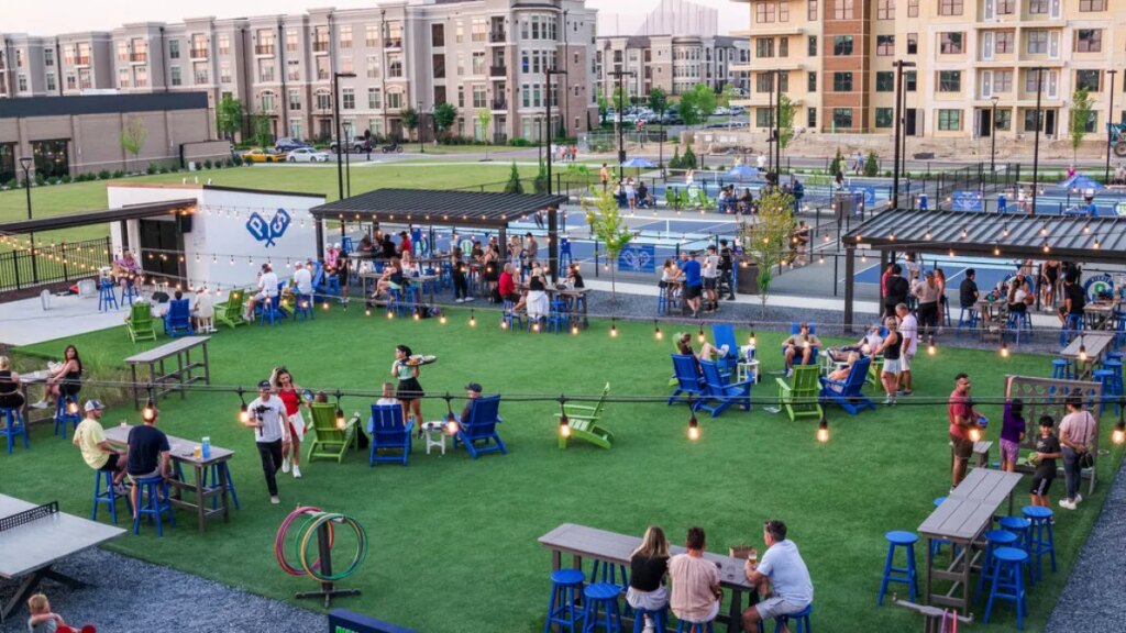 Pickleball and dining: Why courts are the new food destinations | Entertainment