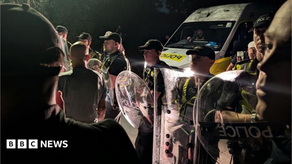 Protesters block roads in Portsmouth as 140 migrants rescued Protesters block roads in Portsmouth as 140 migrants rescued
