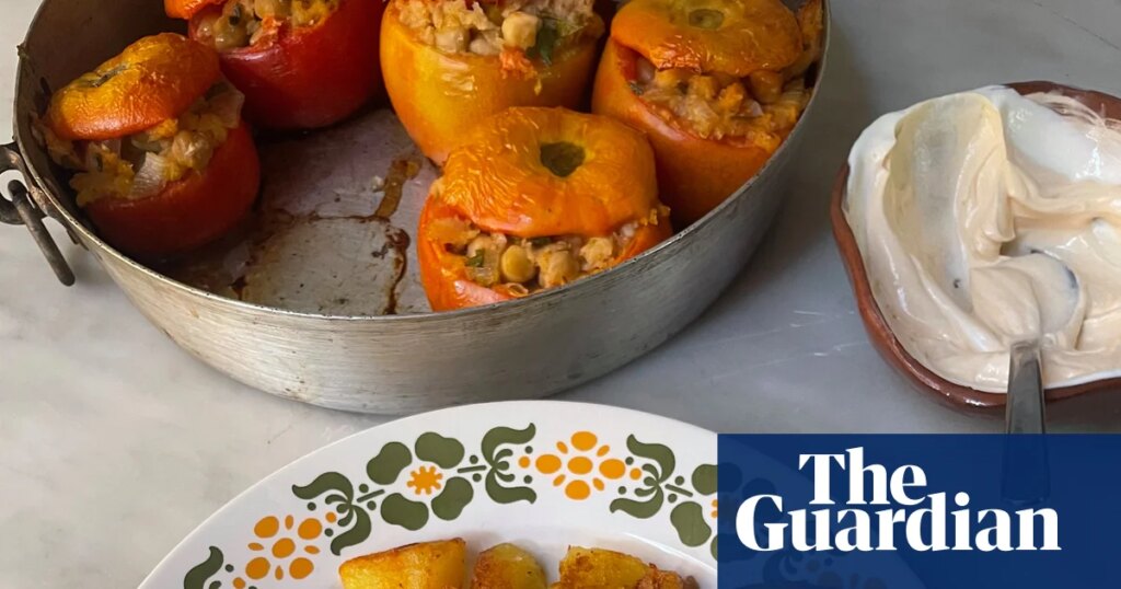 Rachel Roddy’s recipe for tomatoes stuffed with breadcrumbs, chickpeas and herbs | Food Rachel Roddy’s recipe for tomatoes stuffed with breadcrumbs, chickpeas and herbs | Food