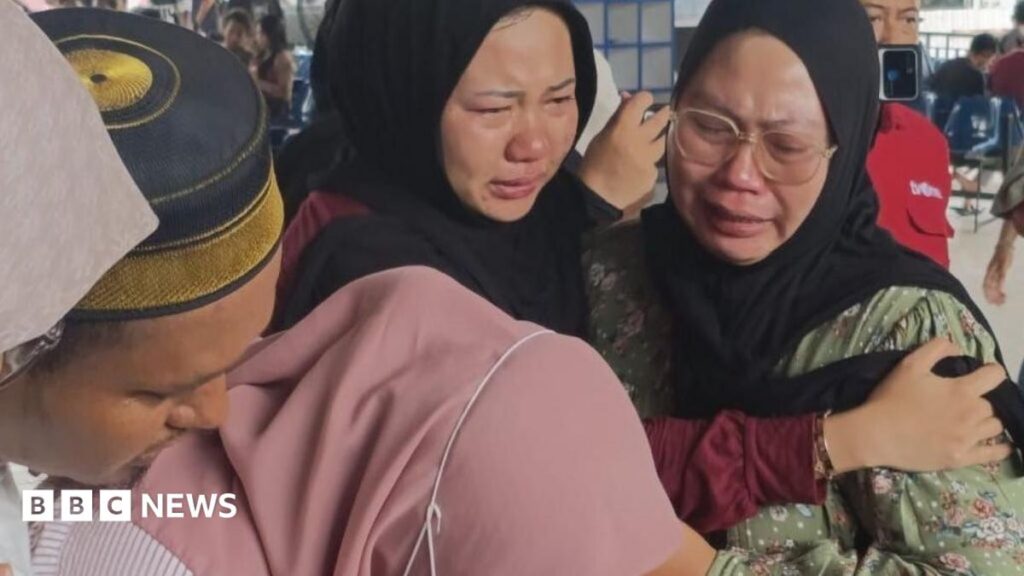 Six dead, 107 rescued from Indonesian ferry that went missing in Java Sea Six dead, 107 rescued from Indonesian ferry that went missing in Java Sea