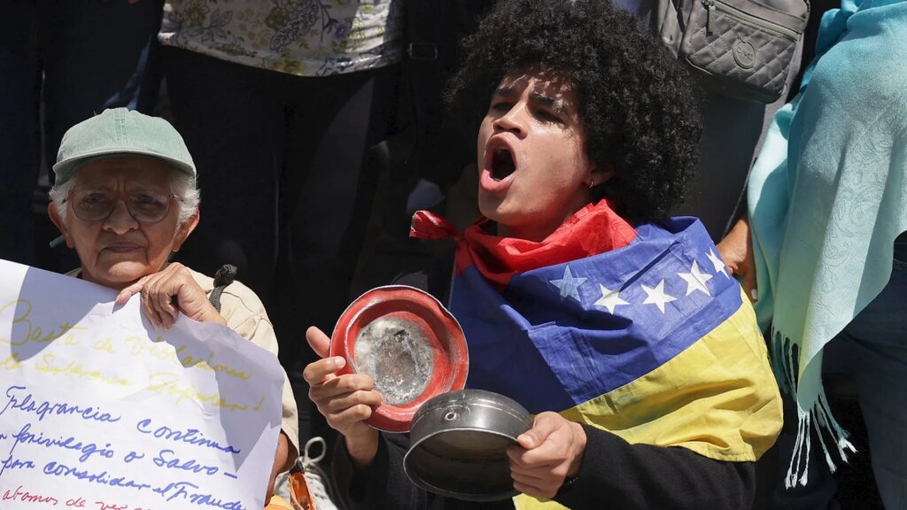 Venezuelans protest interim leader Delcy Rodriguez at UN headquarters | Nicolas Maduro