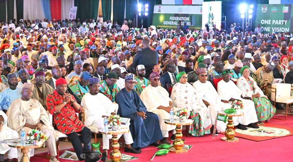 APC campaign council tasks governors, lawmakers with grassroots mobilisation for Tinubu’s re-election APC campaign council tasks governors, lawmakers with grassroots mobilisation for Tinubu’s re-election