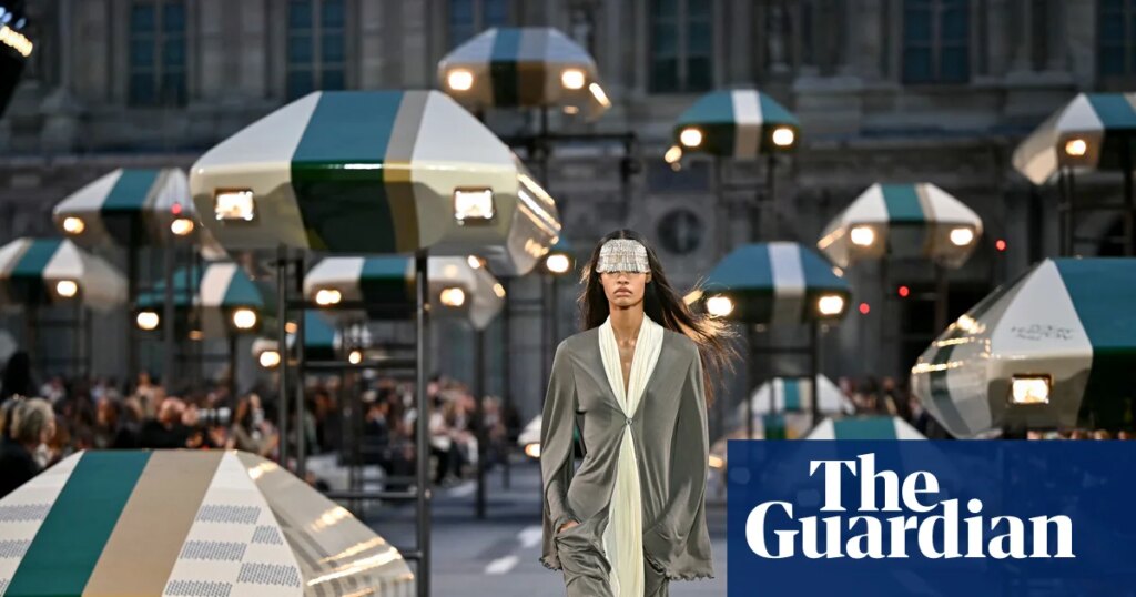 Nicolas Ghesquière takes us into the future for Louis Vuitton show in Paris | Louis Vuitton Nicolas Ghesquière takes us into the future for Louis Vuitton show in Paris | Louis Vuitton