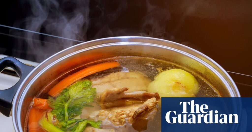 The secret to a non-cloudy chicken stock | Chefs